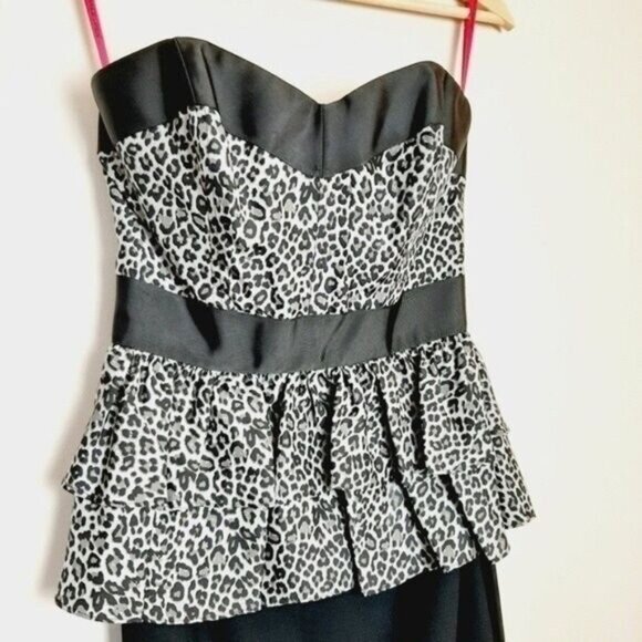 BETSEY JOHNSON / 100% Silk Strapless Cheetah Peplum Fitted Dress Sz 2 - Picture 6 of 16